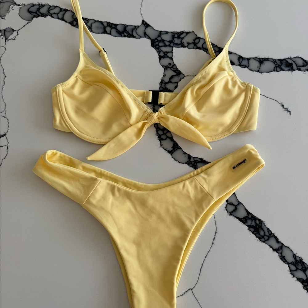 Blackbough yellow swim suit set